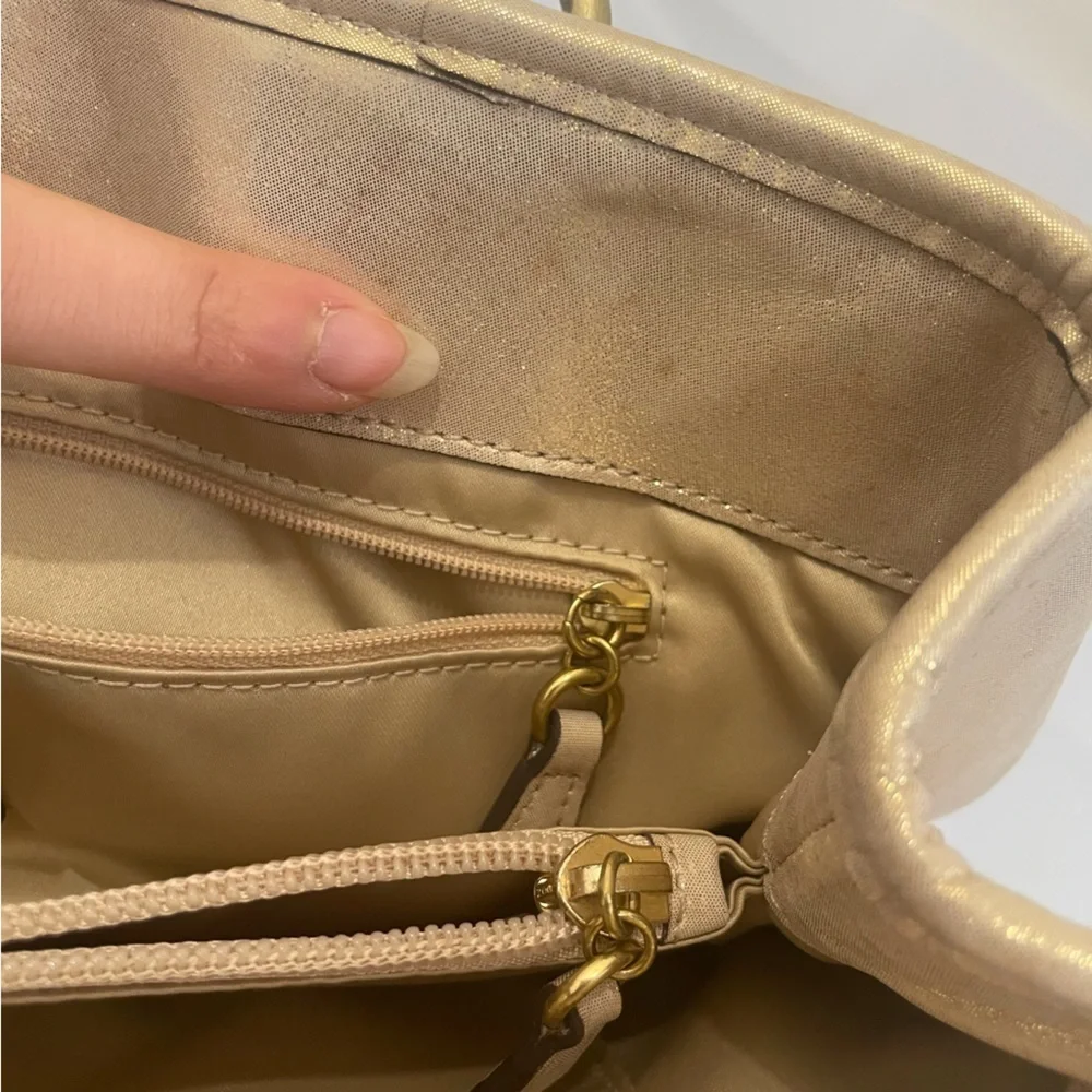 ✨ Coach Poppy Camelia Leather Pushlock Tote – Limited Edition ✨ - Picture 12 of 16